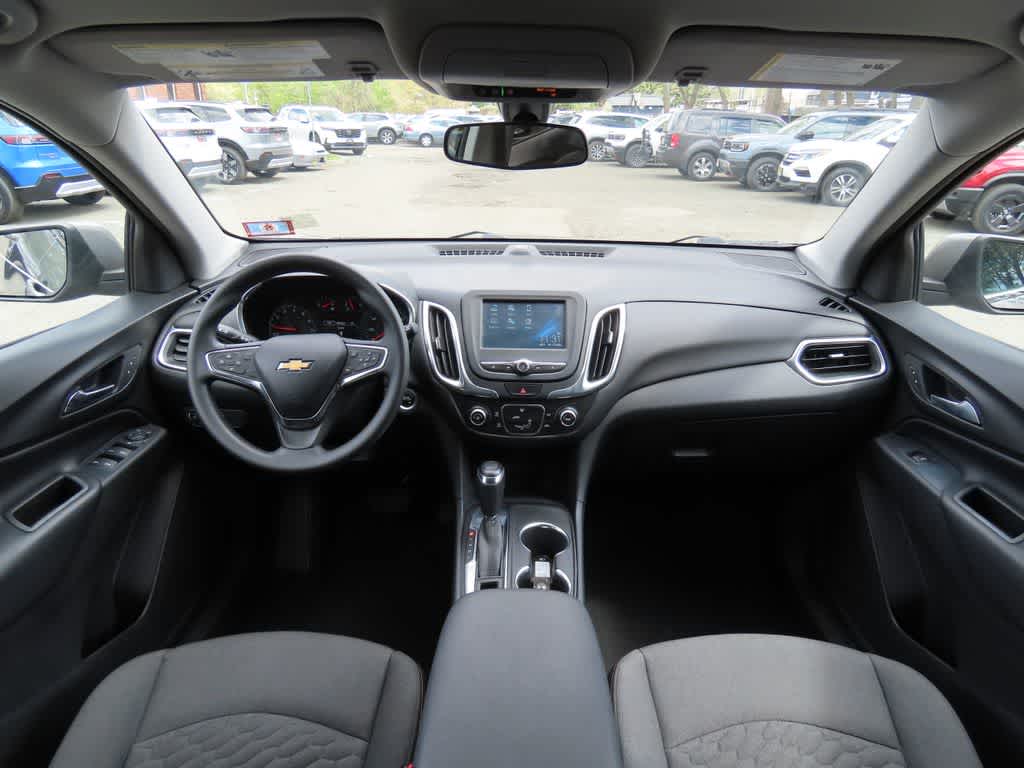 Thumbnail: 2018 Chevrolet Equinox - 18