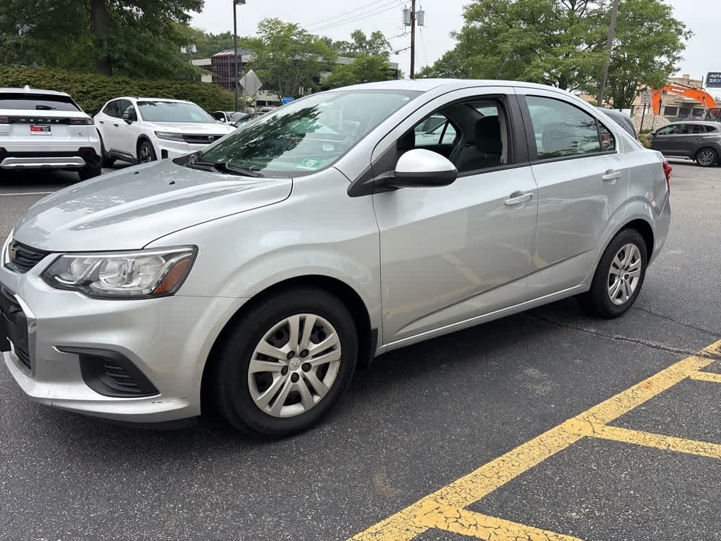 Thumbnail: 2019 Chevrolet Sonic - 12