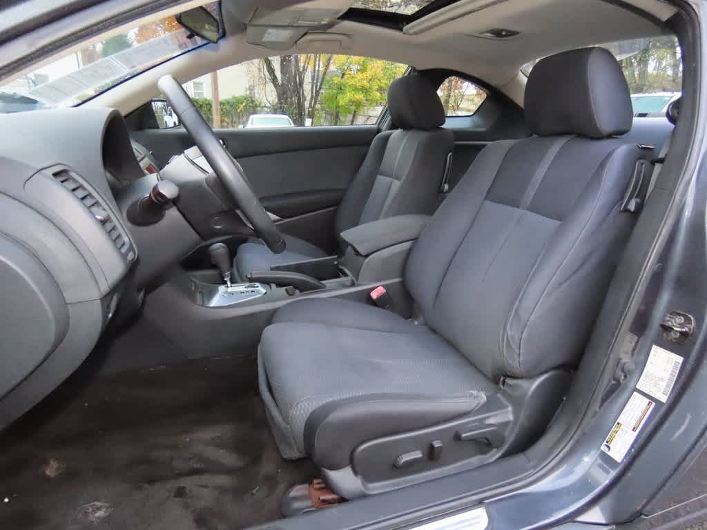 Thumbnail: 2009 Nissan Altima - 12