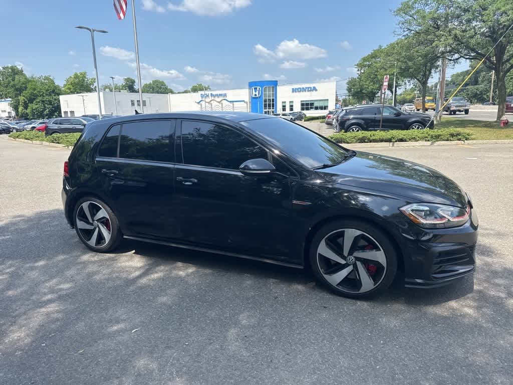 Thumbnail: 2018 Volkswagen Golf - 18
