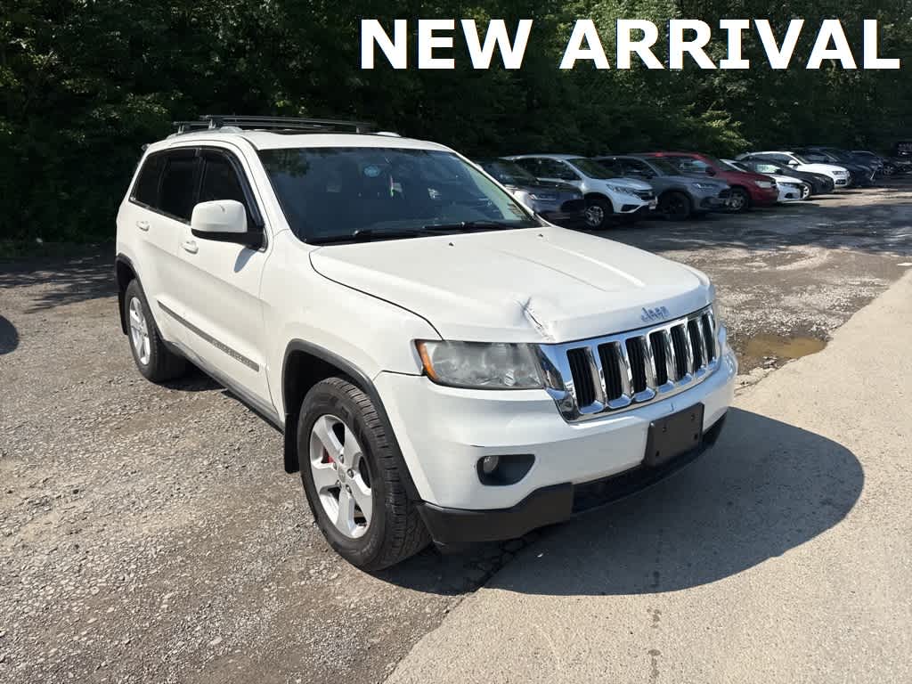 Thumbnail: 2011 Jeep Grand Cherokee - 8