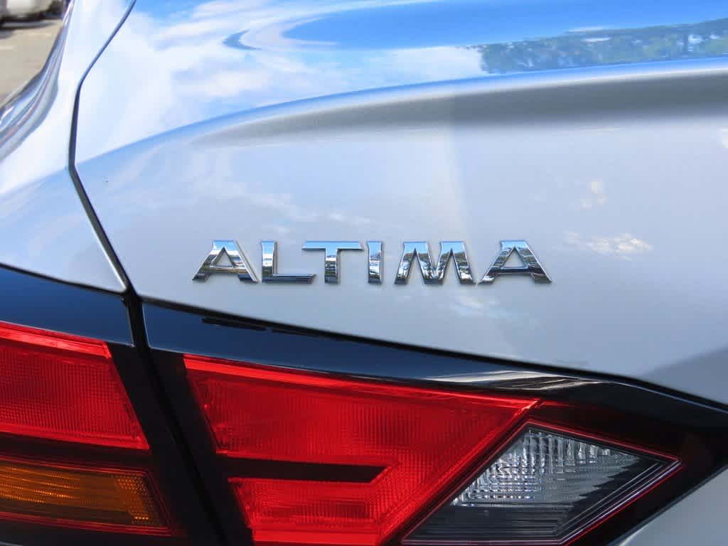Thumbnail: 2020 Nissan Altima - 7