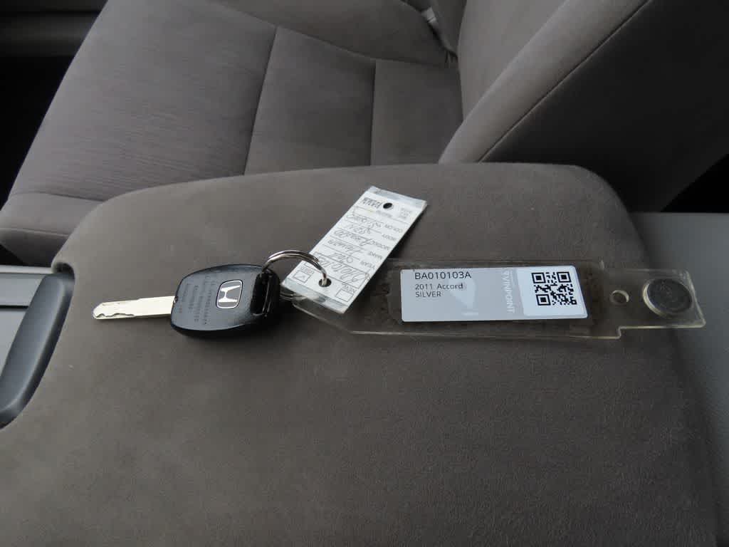 Thumbnail: 2011 Honda Accord - 22