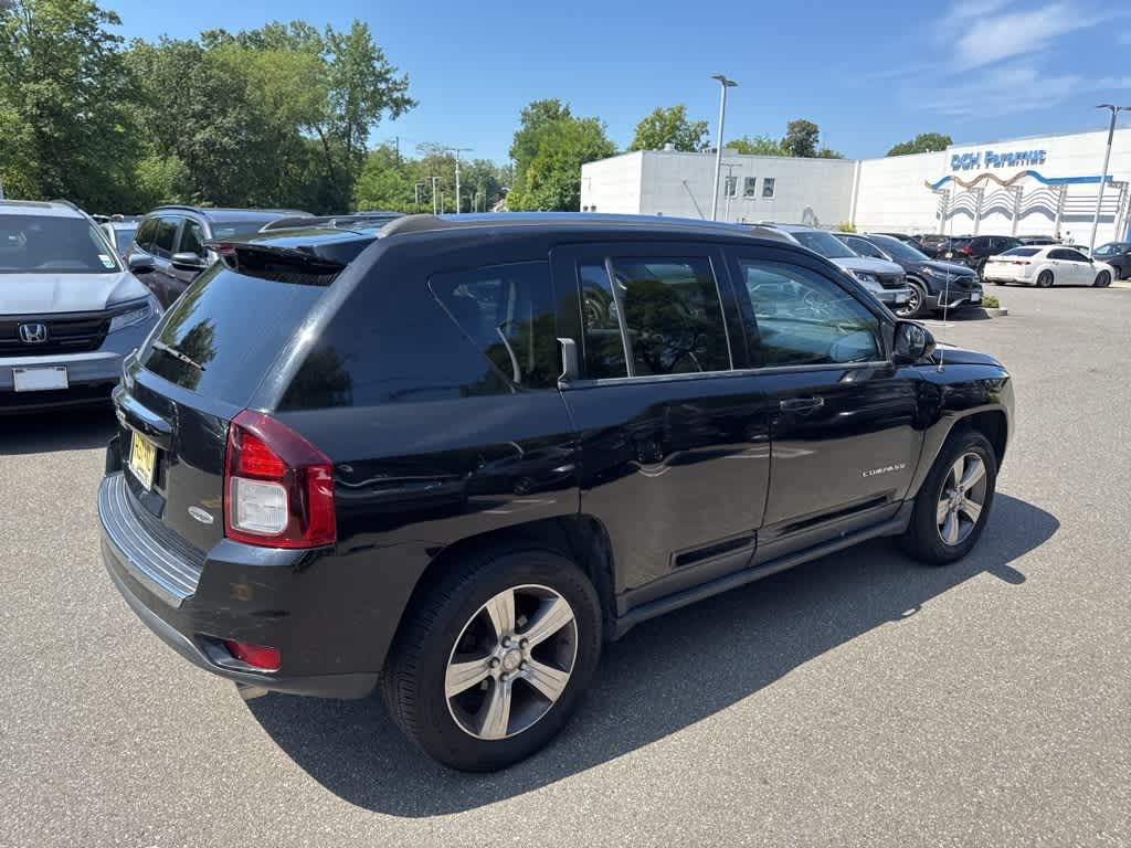 Thumbnail: 2017 Jeep Compass - 7