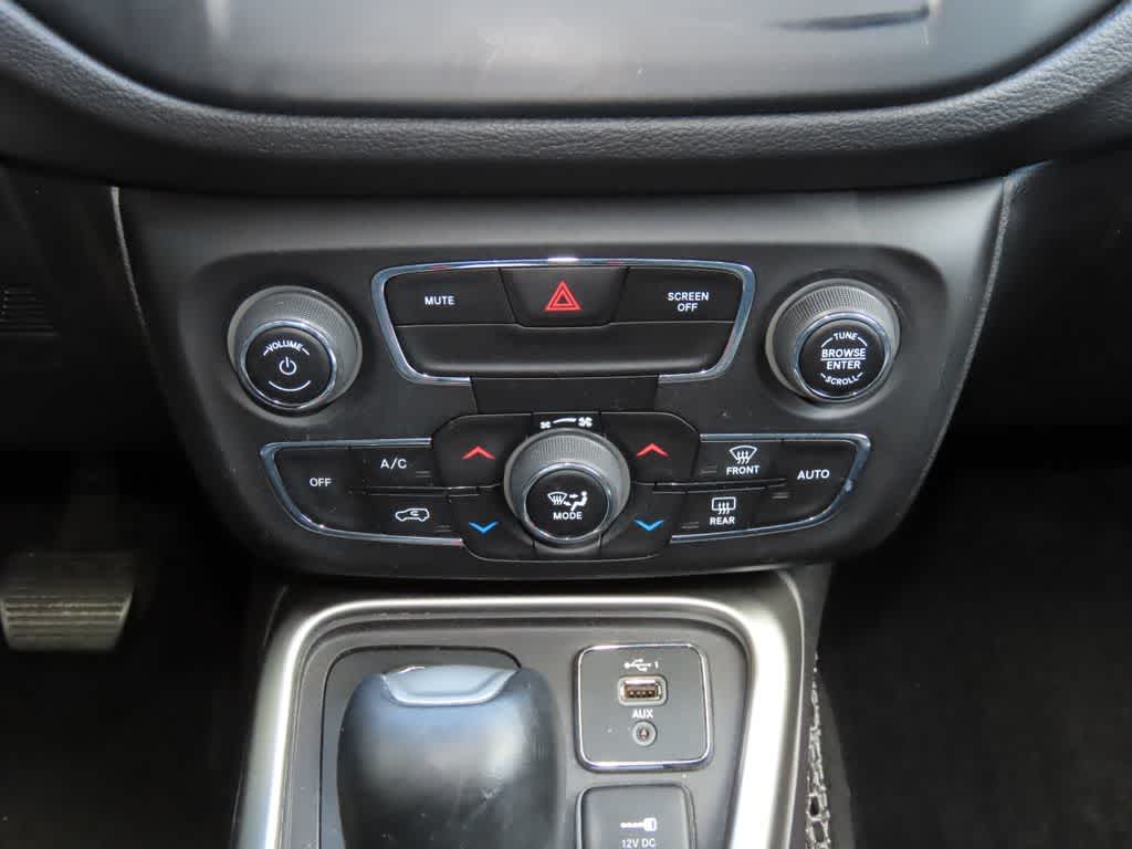 Thumbnail: 2019 Jeep Compass - 23