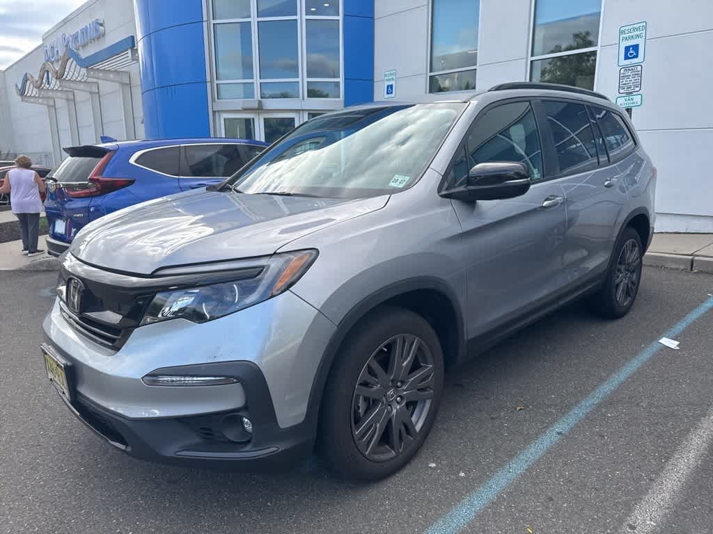 Thumbnail: 2022 Honda Pilot - 2