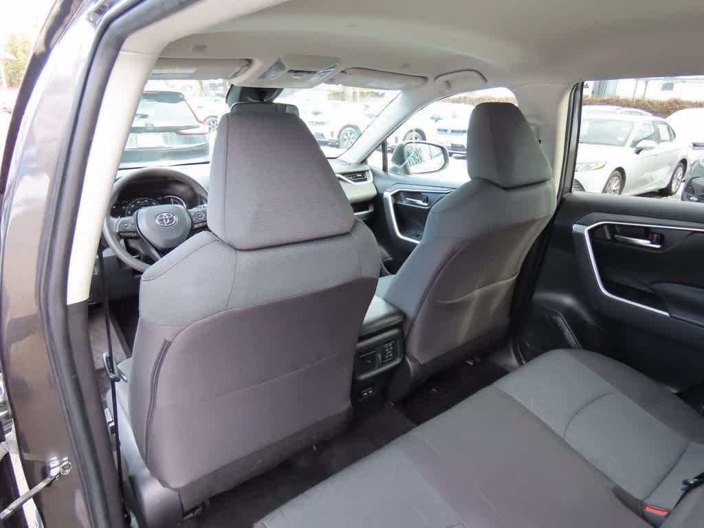 Thumbnail: 2023 Toyota RAV4 - 14