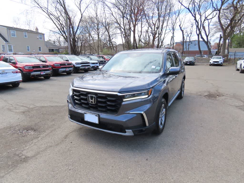 Thumbnail: 2023 Honda Pilot - 1