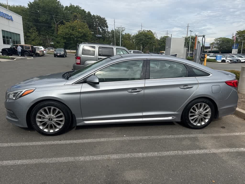 Thumbnail: 2015 Hyundai Sonata - 3