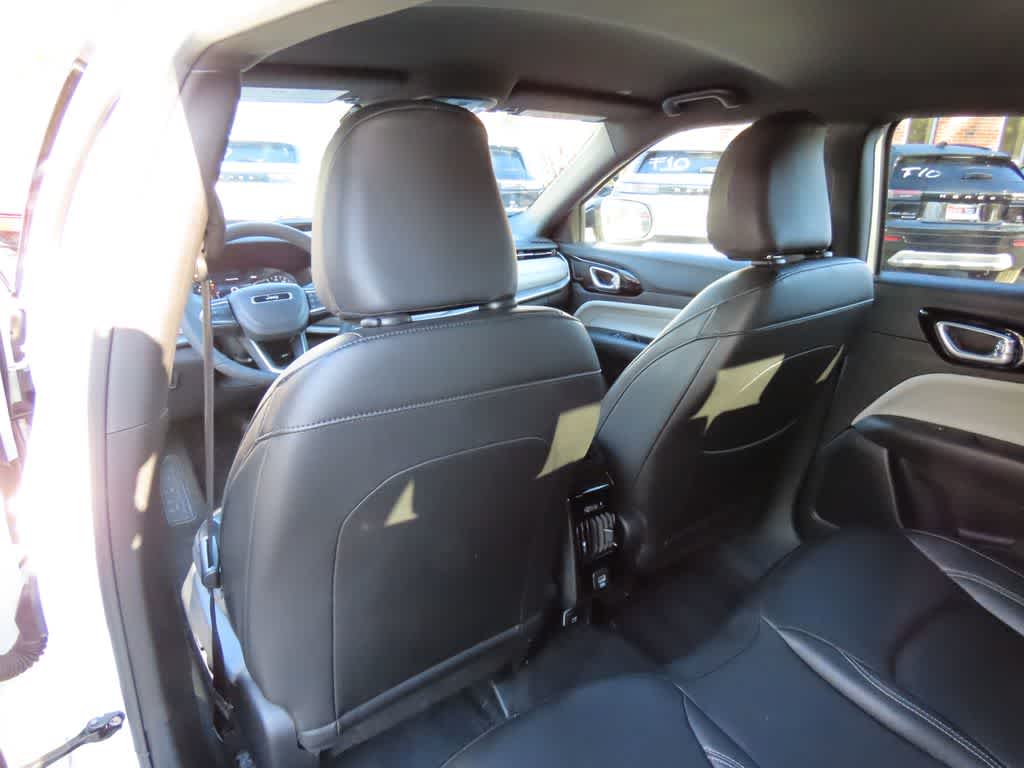 Thumbnail: 2025 Jeep Compass - 13