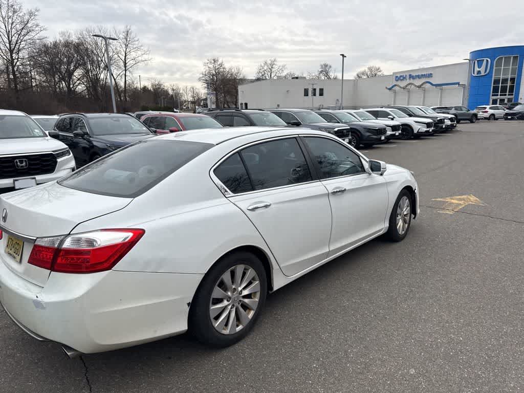 Thumbnail: 2015 Honda Accord - 17