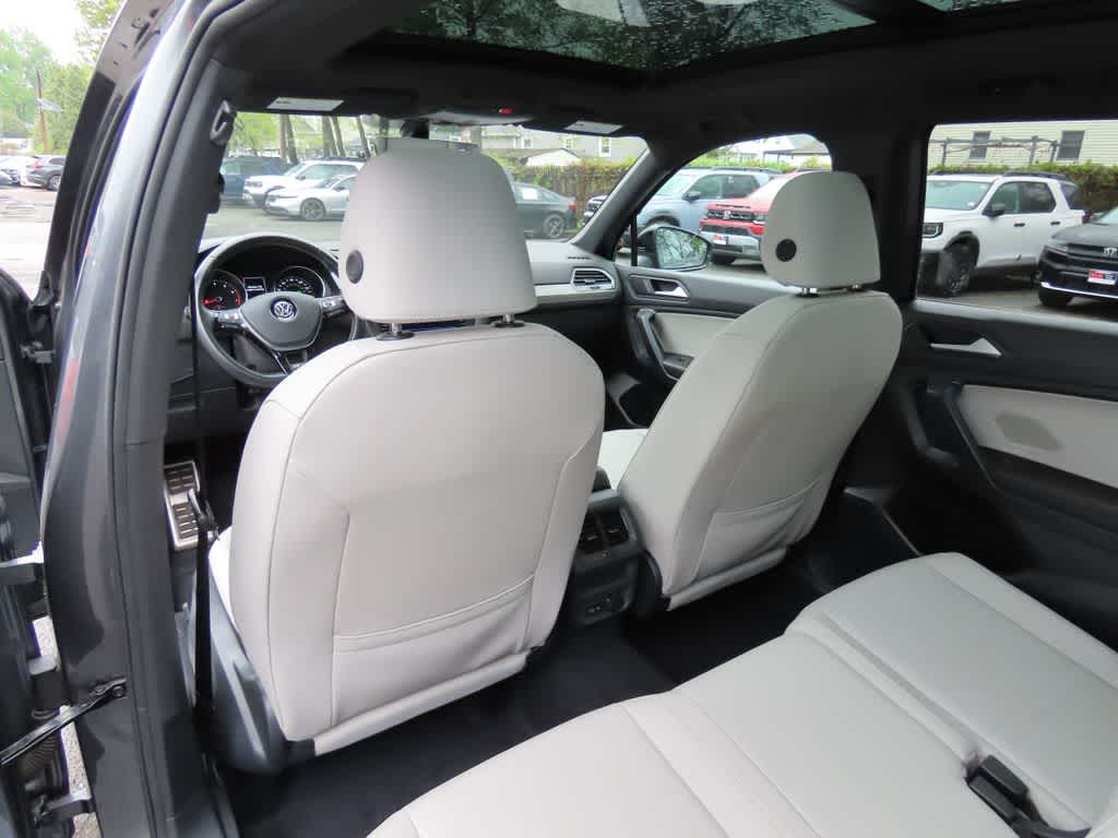 Thumbnail: 2021 Volkswagen Tiguan - 15