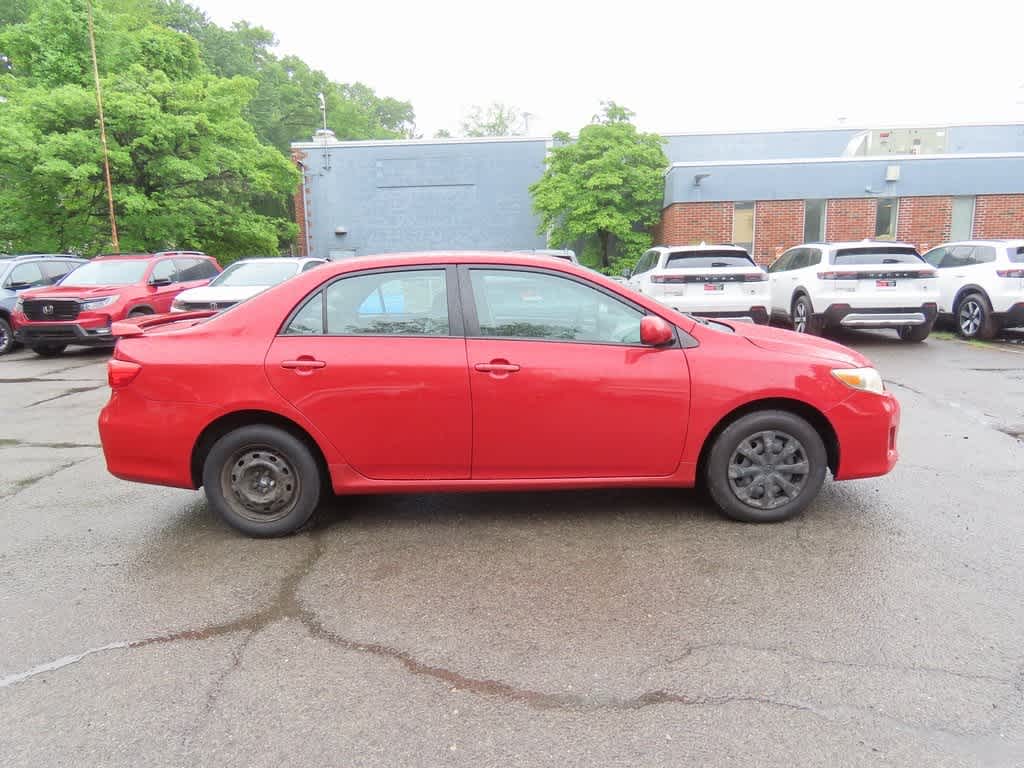 2011 Toyota Corolla LE 3
