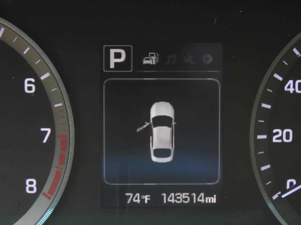 Thumbnail: 2015 Hyundai Sonata - 22