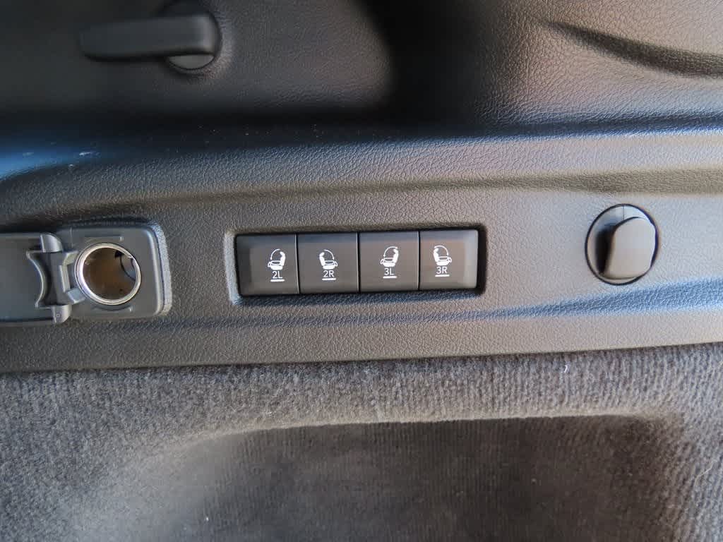 Thumbnail: 2021 Jeep Grand Cherokee L - 14