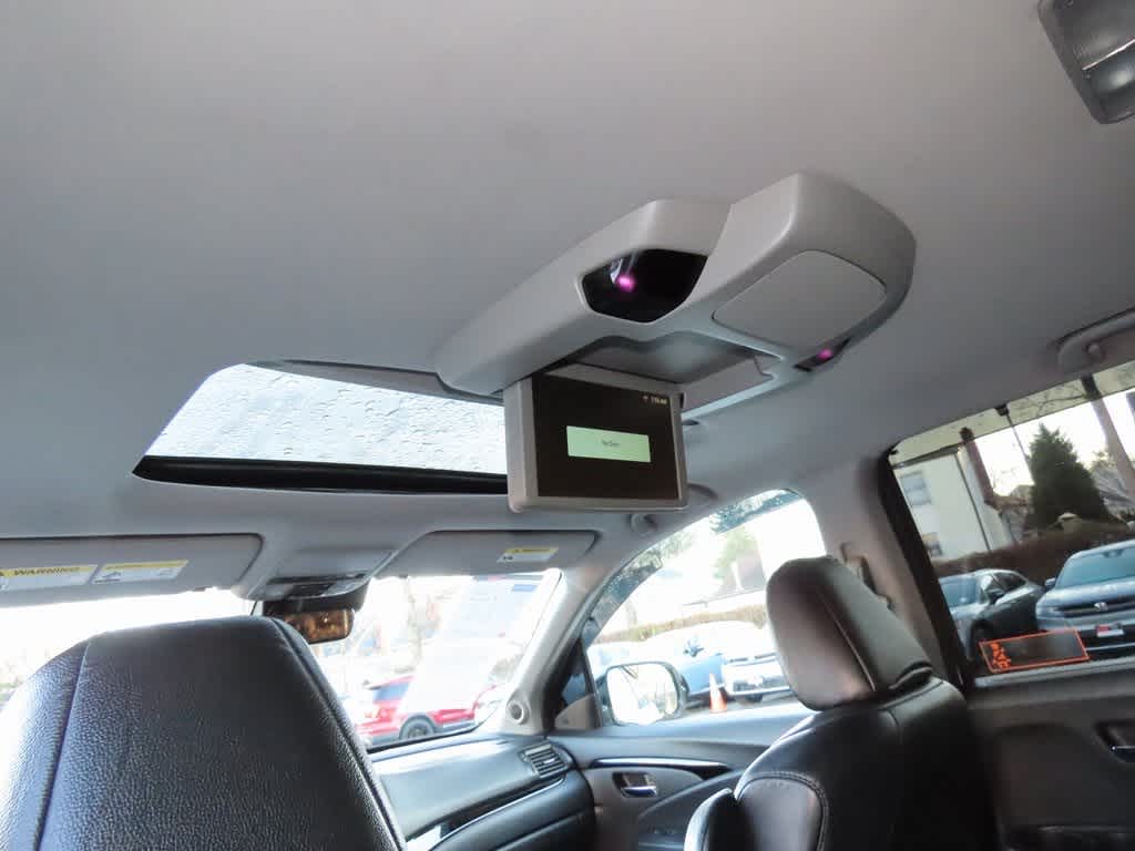 Thumbnail: 2019 Honda Pilot - 18