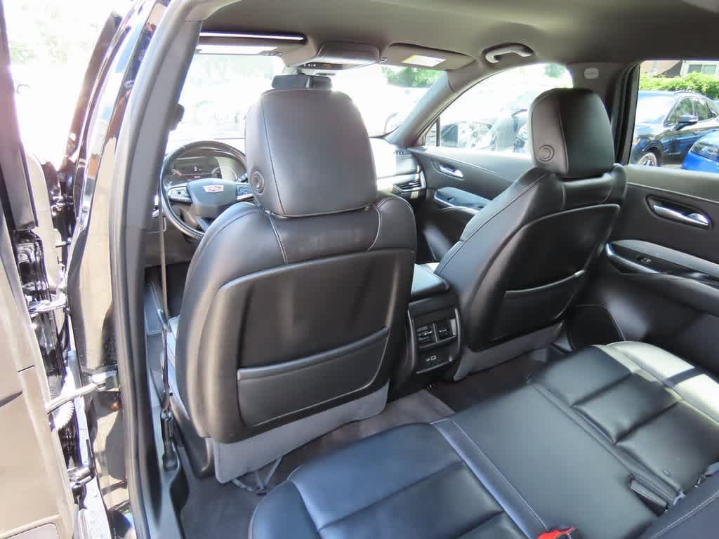 Thumbnail: 2023 Cadillac XT4 - 15