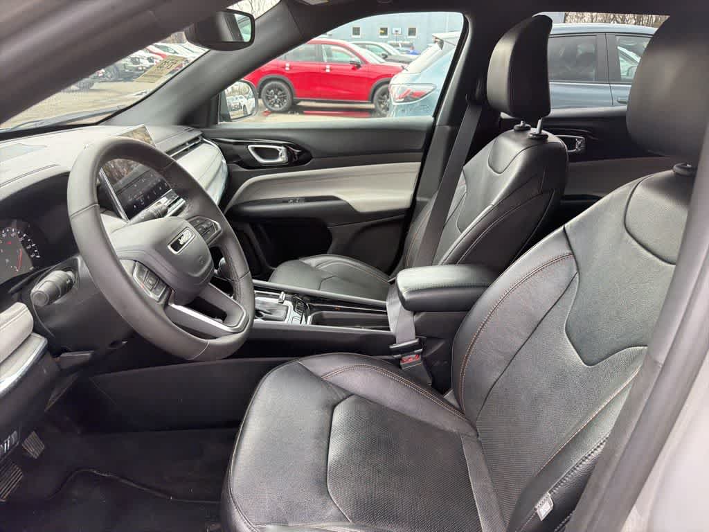 Thumbnail: 2023 Jeep Compass - 30