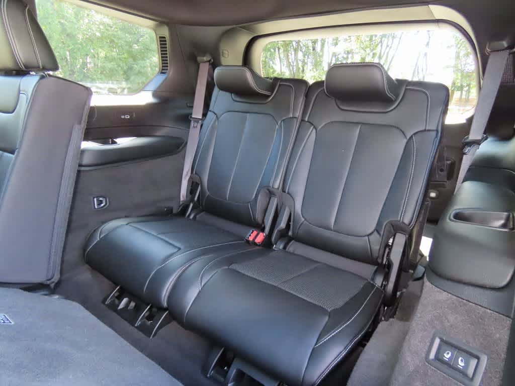 Thumbnail: 2021 Jeep Grand Cherokee L - 17