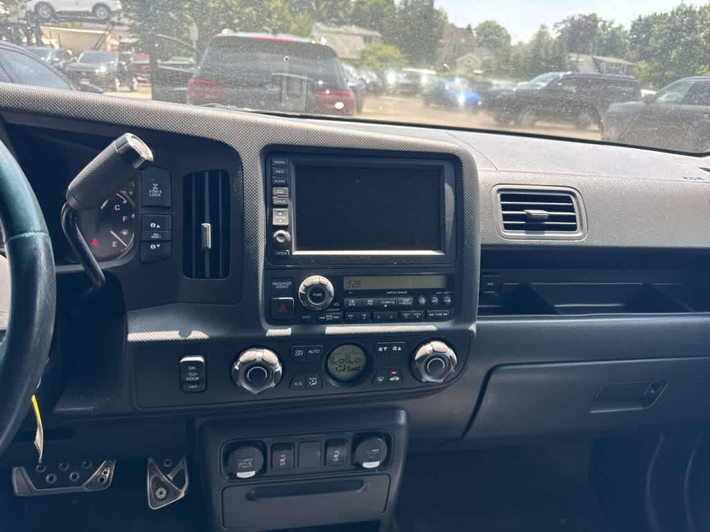 Thumbnail: 2011 Honda Ridgeline - 4