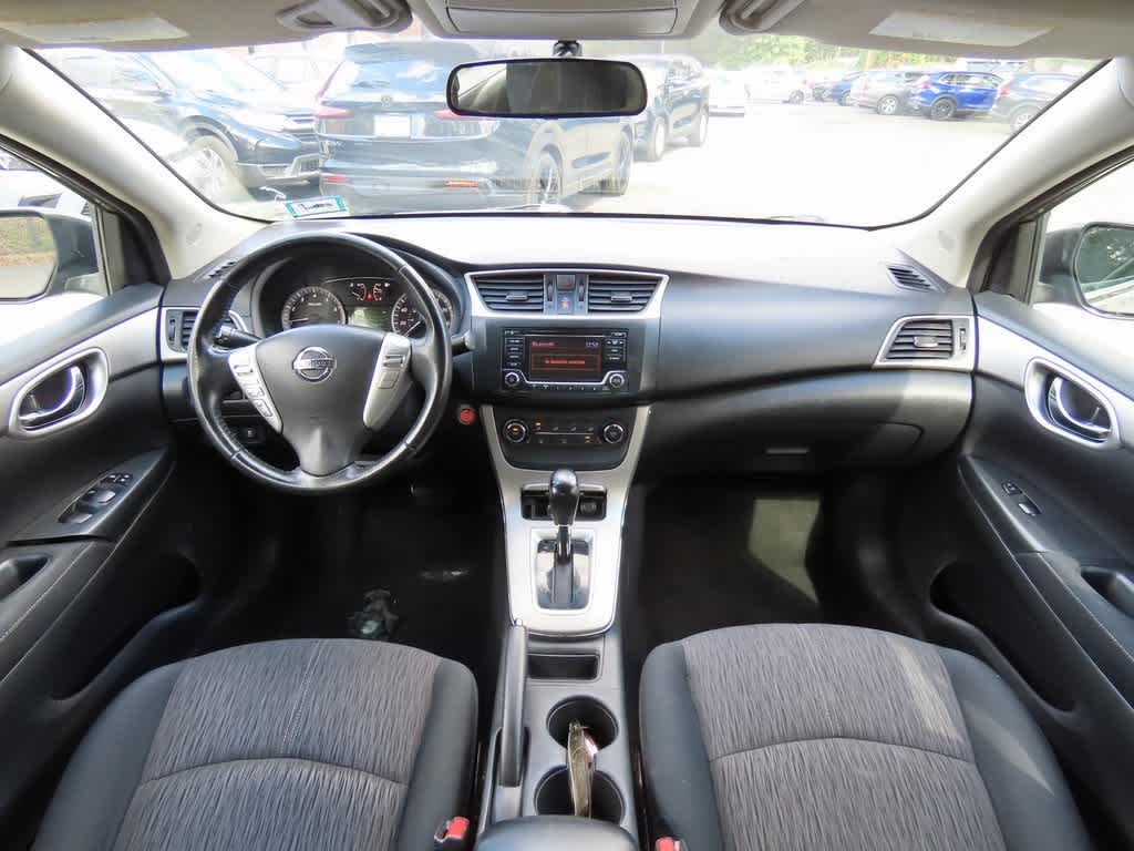 Thumbnail: 2015 Nissan Sentra - 17