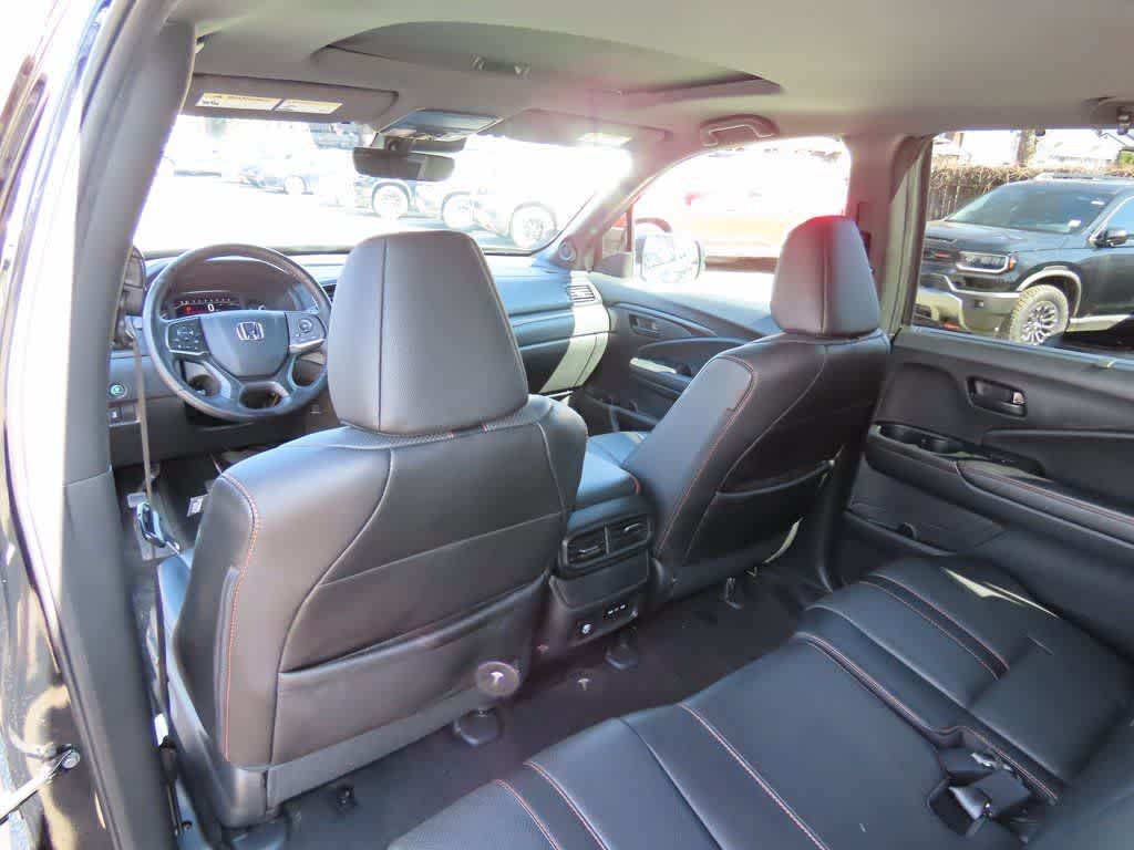 Thumbnail: 2024 Honda Passport - 14