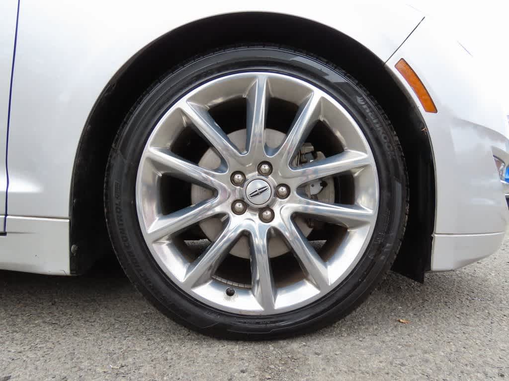 Thumbnail: 2014 Lincoln MKZ - 9