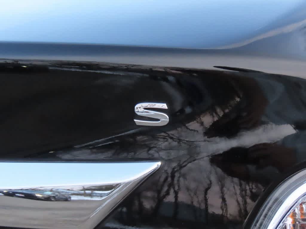 Thumbnail: 2015 Nissan Altima - 8