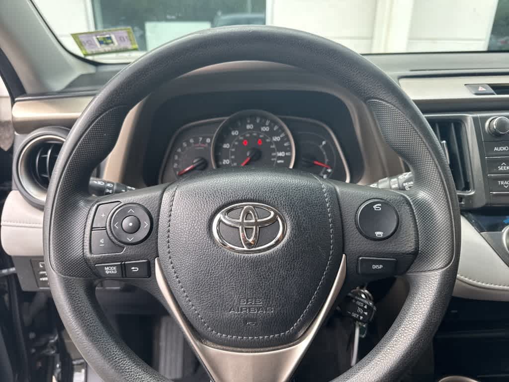 Thumbnail: 2013 Toyota RAV4 - 13