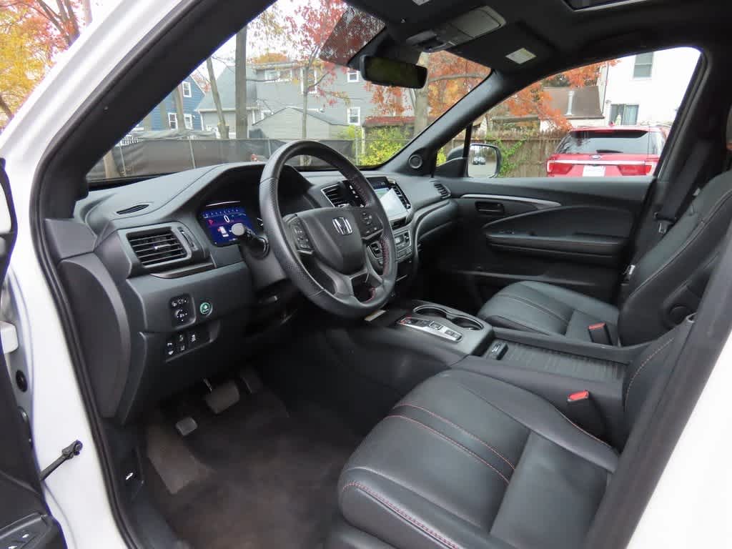 2023 Honda Passport TrailSport photo 2