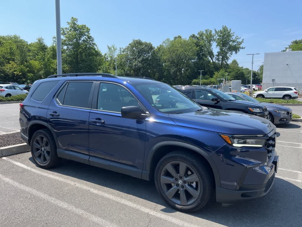 Thumbnail: 2023 Honda Pilot - 3