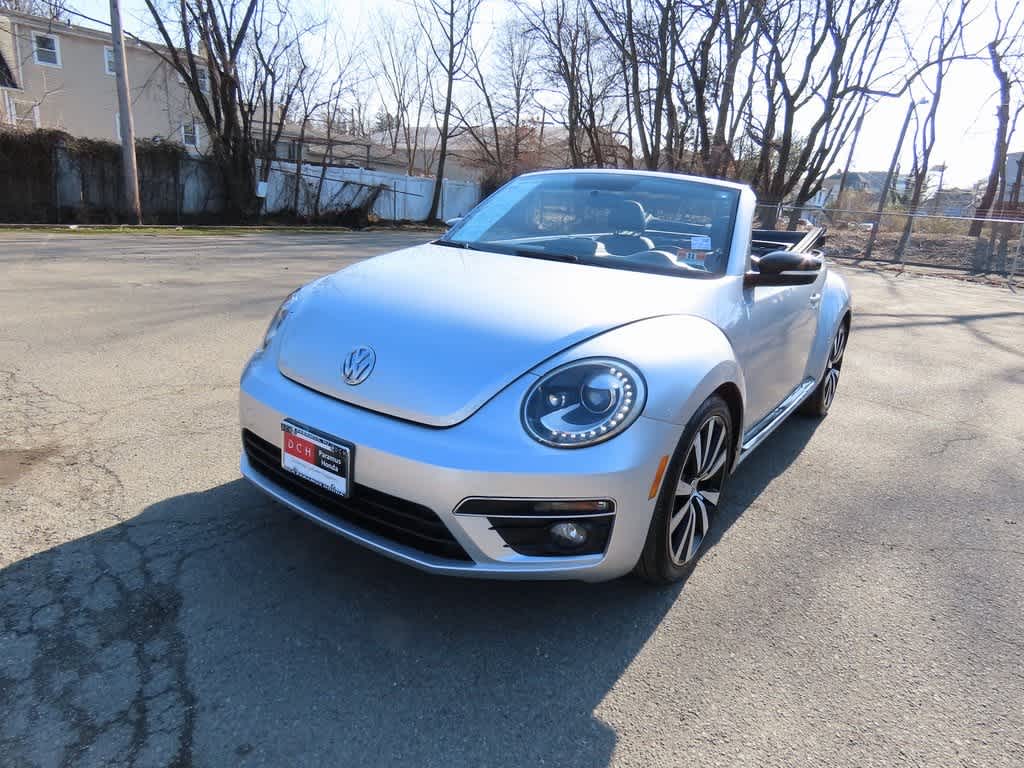 2014 Volkswagen Beetle 2.0t R-Line W/pzev -
                Paramus, NJ