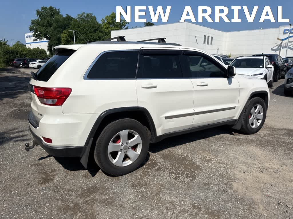 Thumbnail: 2011 Jeep Grand Cherokee - 13