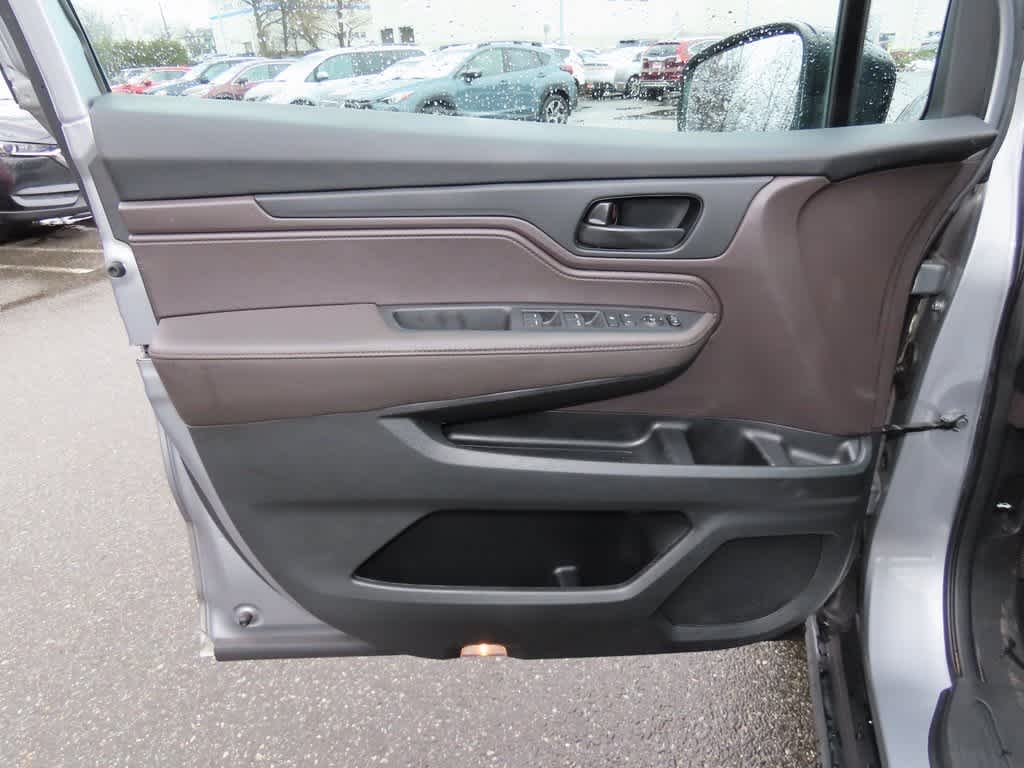 Thumbnail: 2019 Honda Odyssey - 17