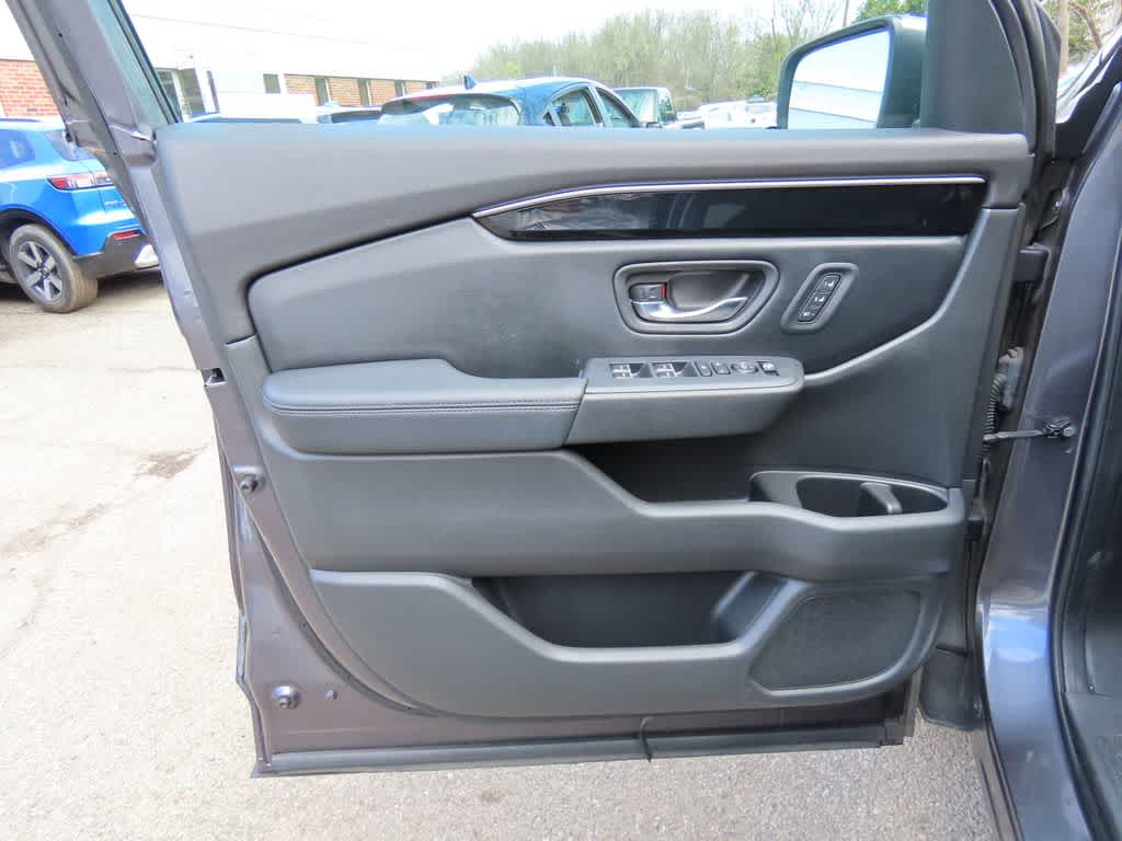 Thumbnail: 2023 Honda Pilot - 17