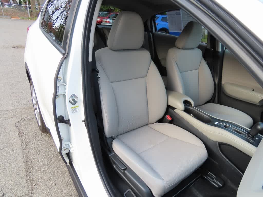 Thumbnail: 2016 Honda HR-V - 15