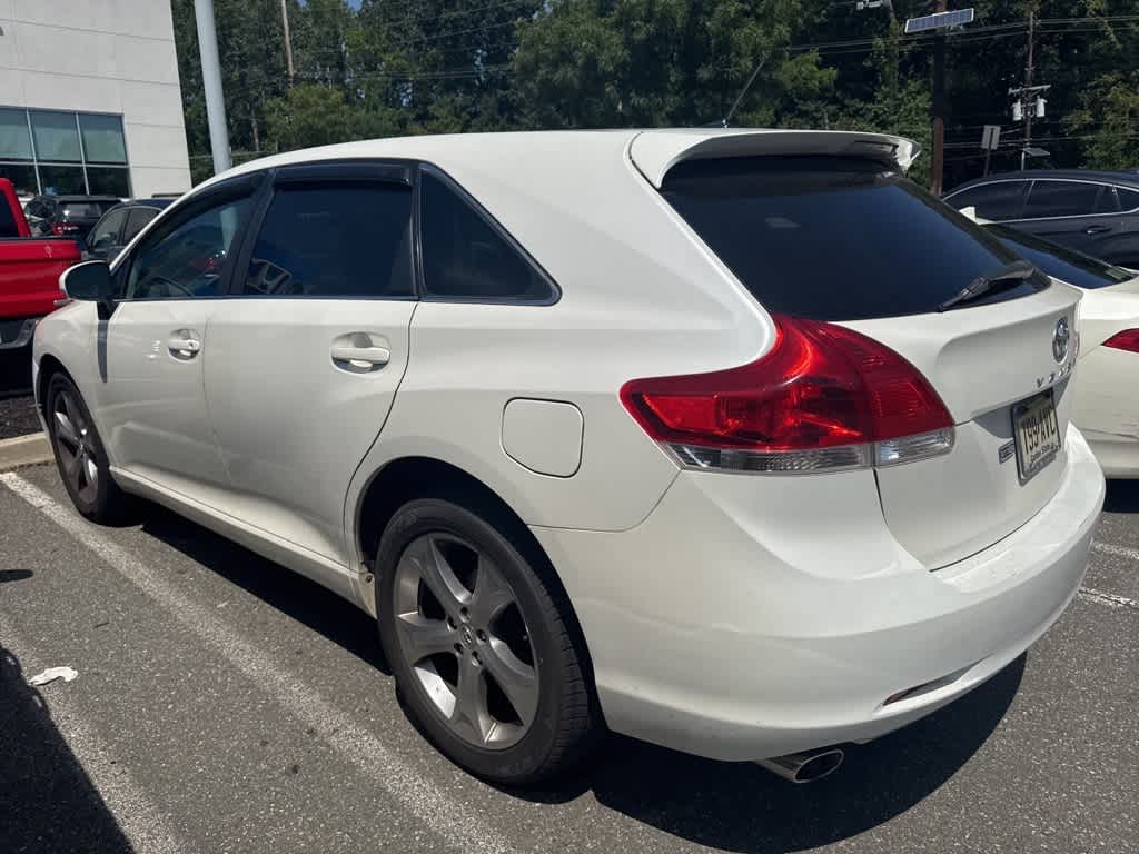 Thumbnail: 2009 Toyota Venza - 3