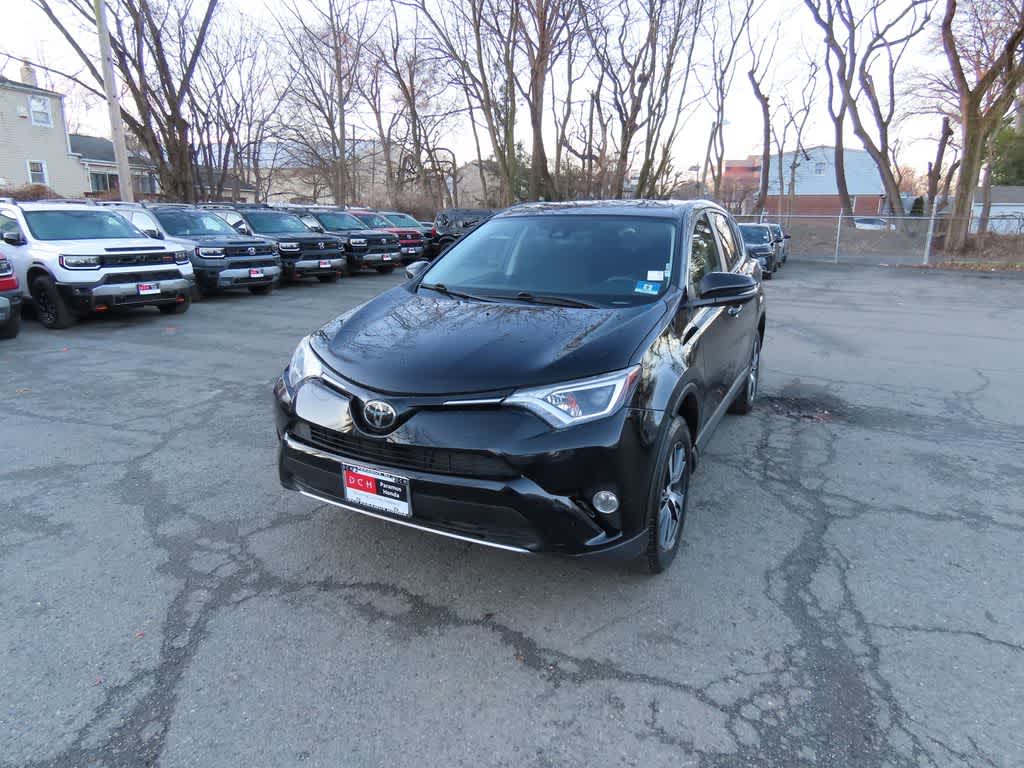 Thumbnail: 2018 Toyota RAV4 - 1