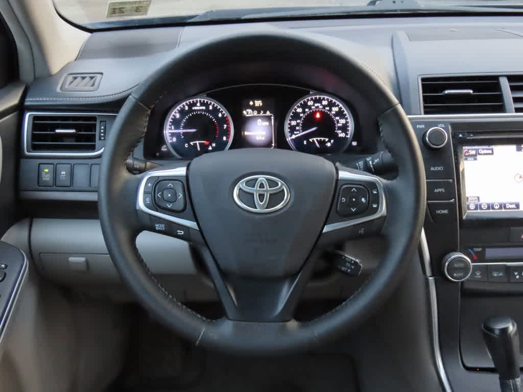 Thumbnail: 2015 Toyota Camry - 18
