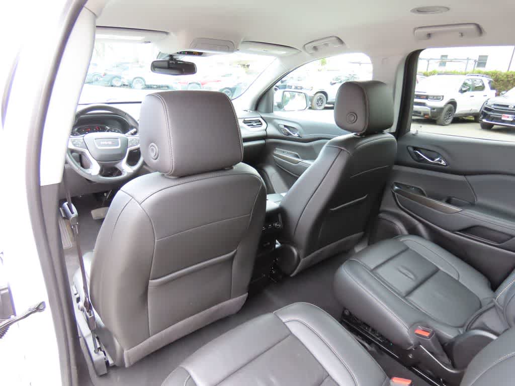 Thumbnail: 2023 GMC Acadia - 17