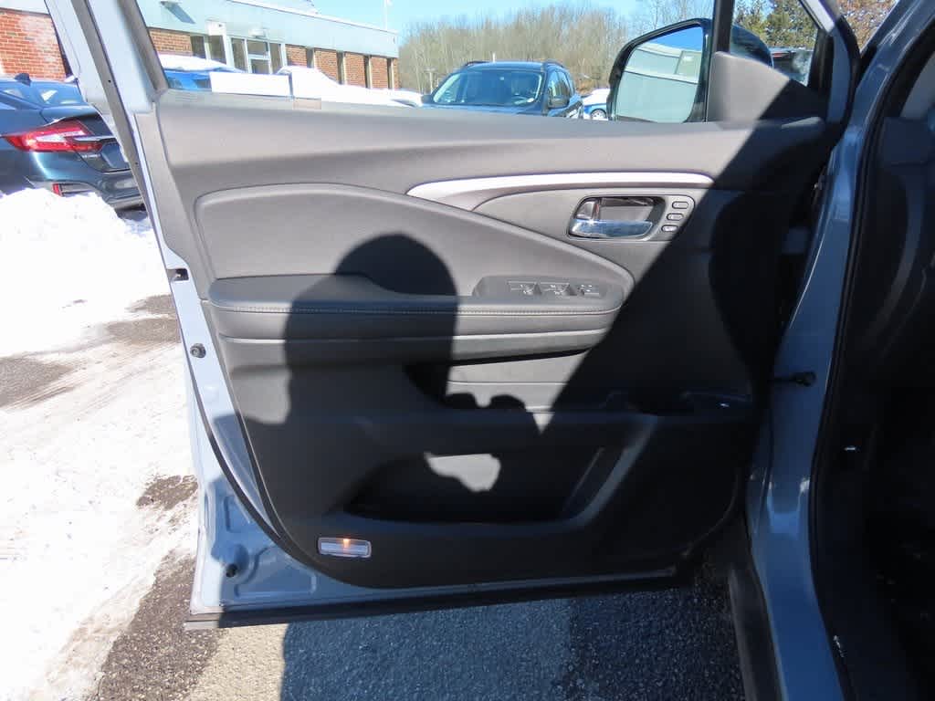 Thumbnail: 2023 Honda Ridgeline - 16