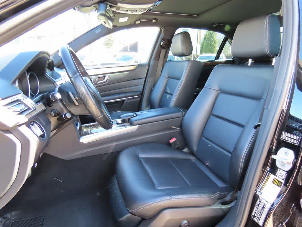 Thumbnail: 2015 Mercedes-Benz E-Class - 12