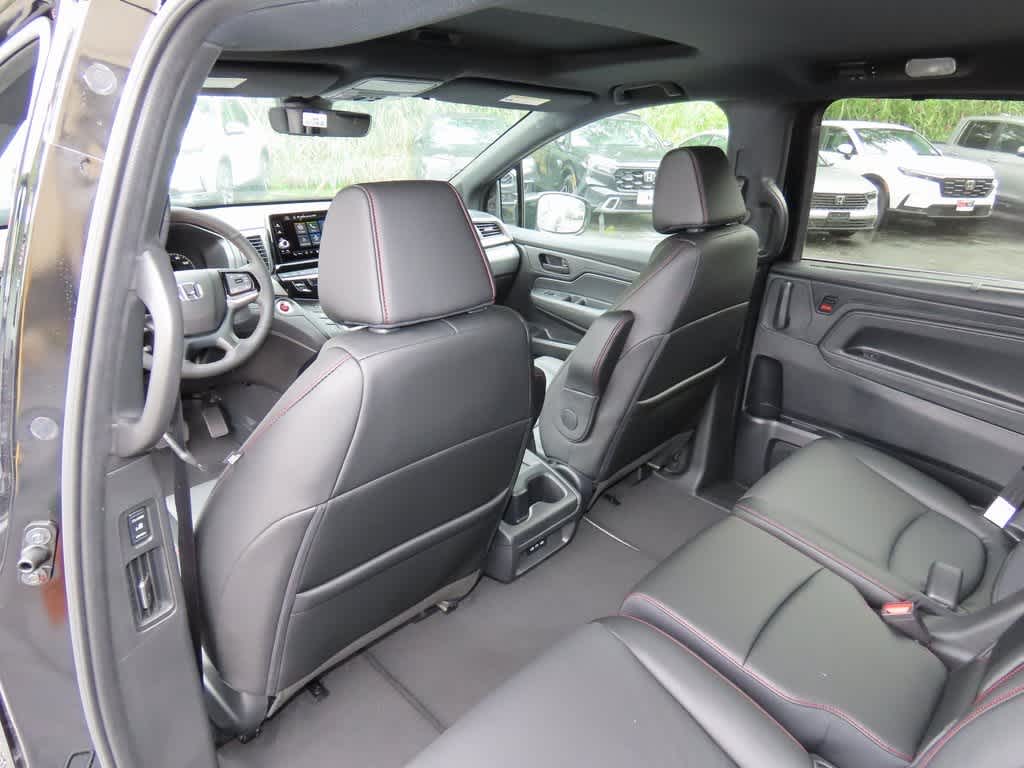 2025 Honda Odyssey Sport 16