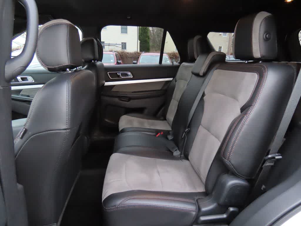 Thumbnail: 2017 Ford Explorer - 12