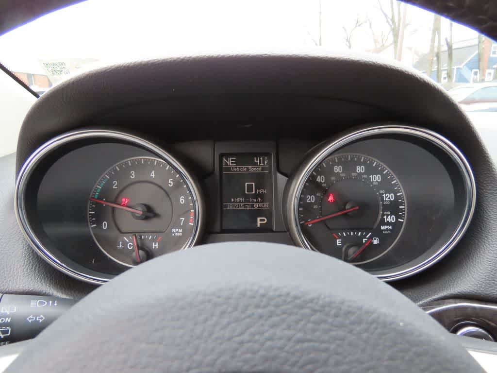 Thumbnail: 2011 Jeep Grand Cherokee - 26