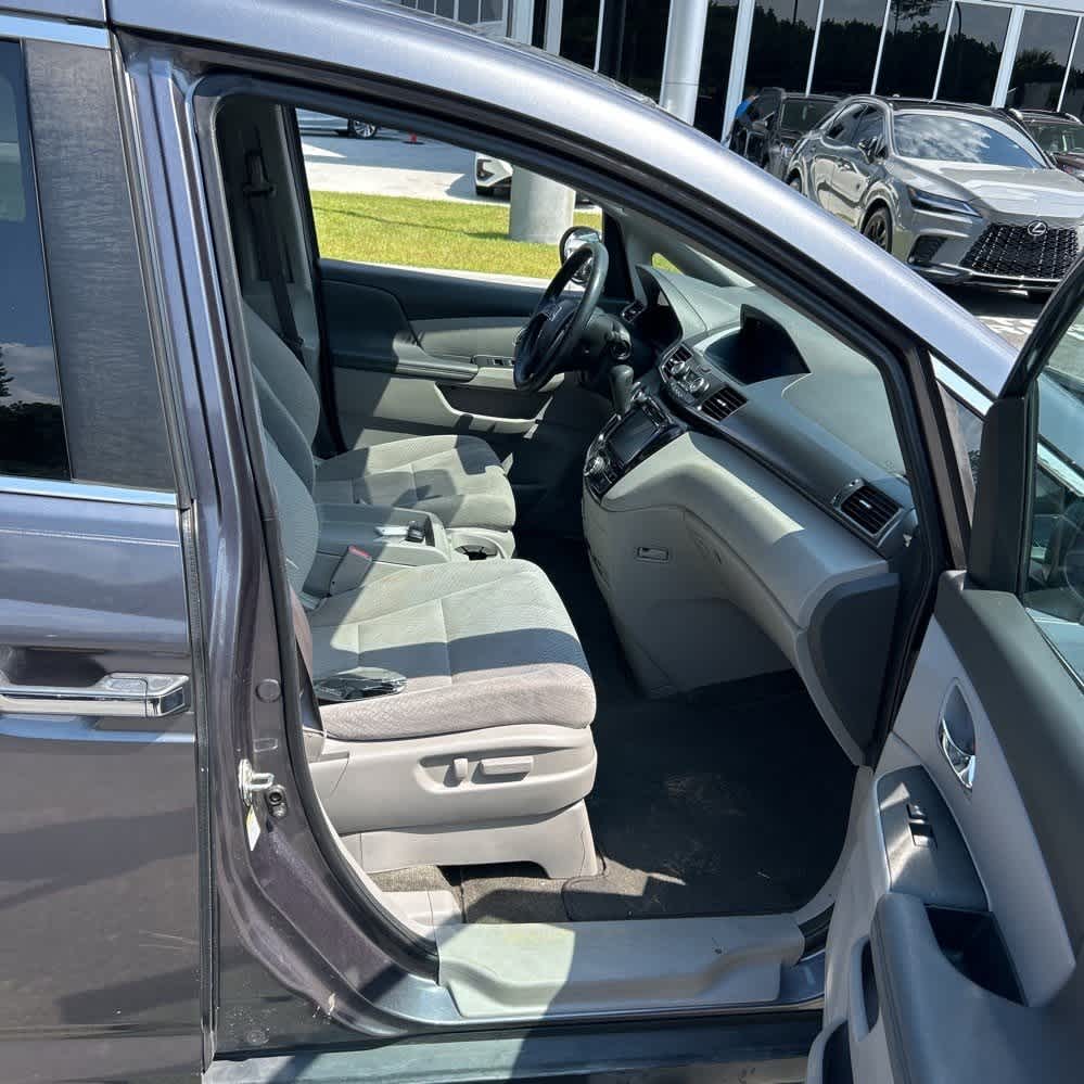 Thumbnail: 2015 Honda Odyssey - 8