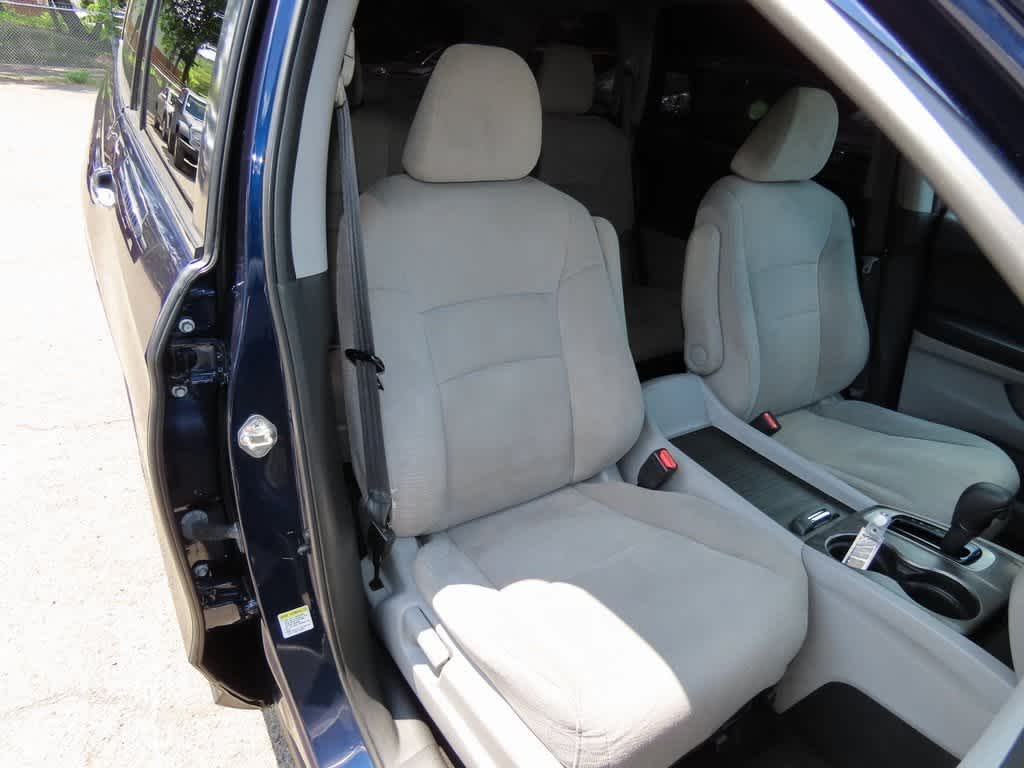 Thumbnail: 2016 Honda Pilot - 18