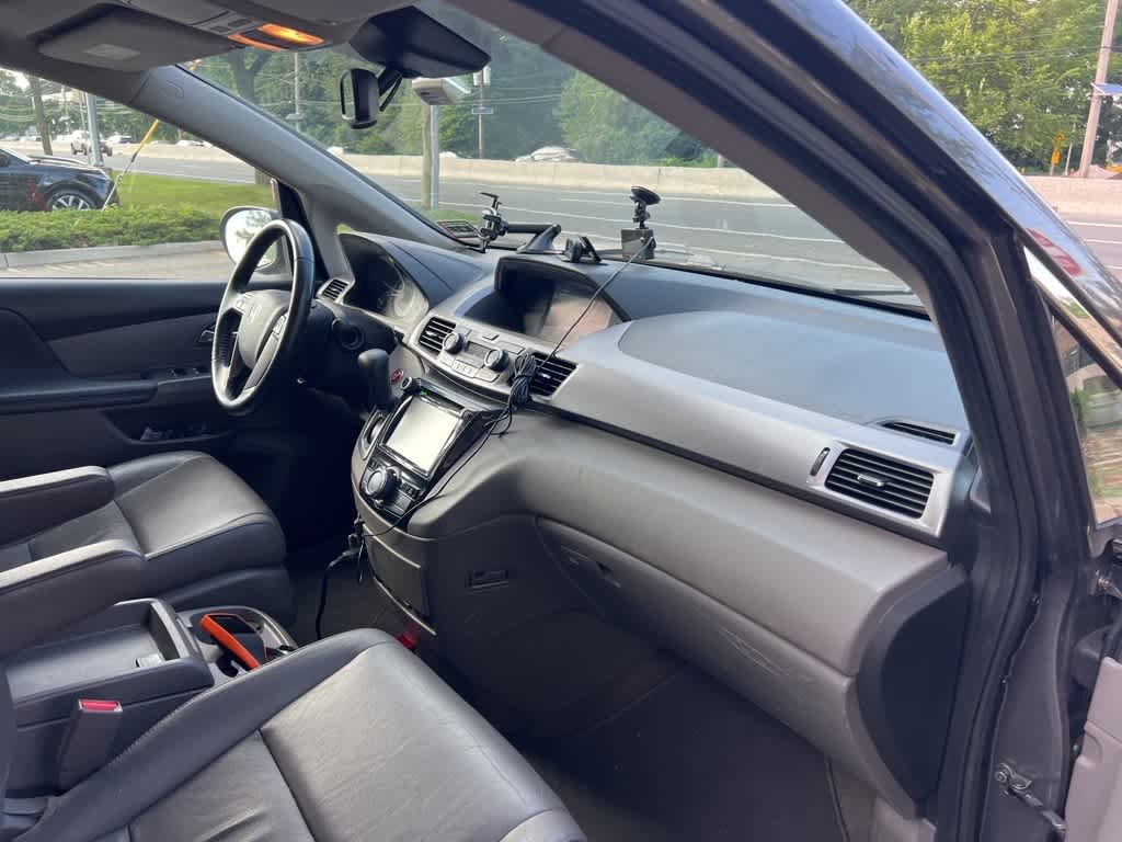 Thumbnail: 2014 Honda Odyssey - 10