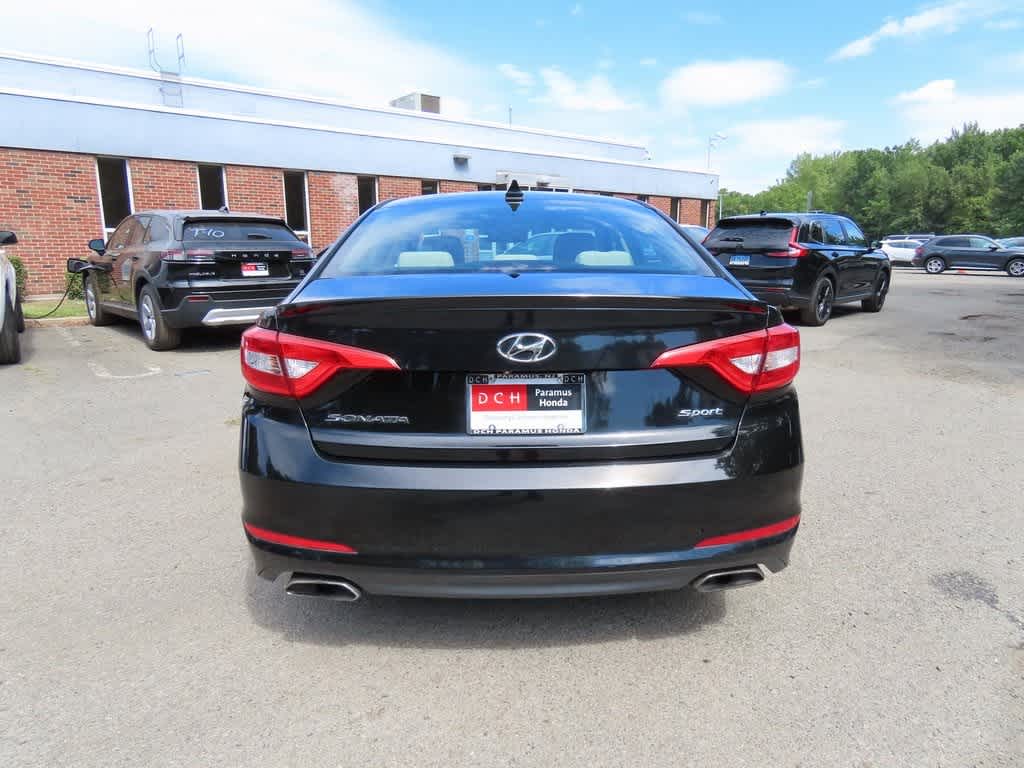 Thumbnail: 2015 Hyundai Sonata - 5