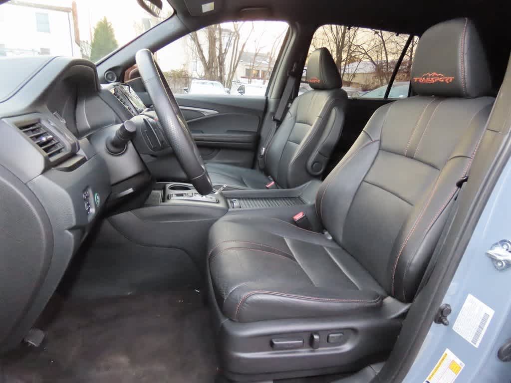 Thumbnail: 2023 Honda Passport - 12